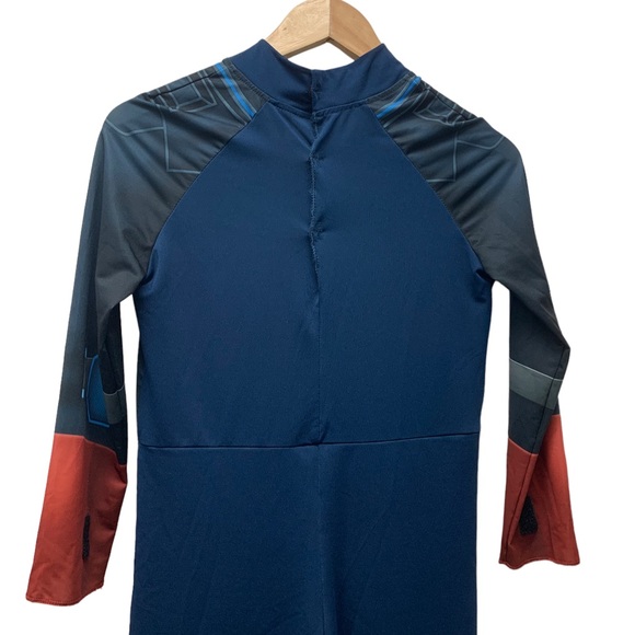 Marvel Black Widow costume, size child medium 8-10 years - Picture 10 of 11